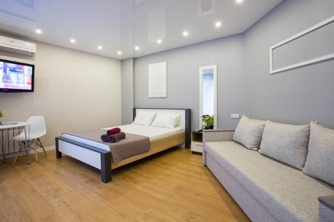 New Studio In The City Center - Mykoly Khvylovoho Str 5-2 Harkiv Exterior foto
